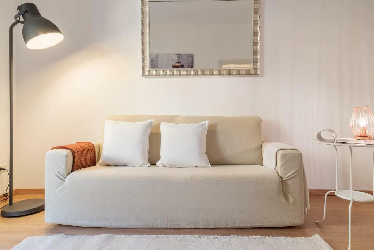 Charming Sempione Apartment ميلان 0*,  إيطاليا